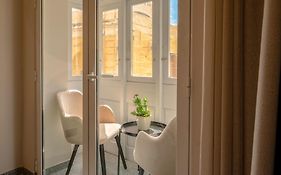 Maria Rosa Suites